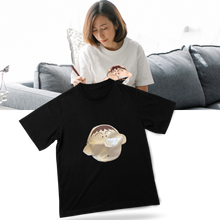Cargar imagen en el visor de la galería, Camiseta de Shin Chan con bolsillo 3D - Ozerty