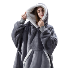 Cargar imagen en el visor de la galería, Sudadera de manta gigante