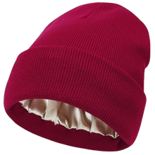 Cargar imagen en el visor de la galería, Gorro de punto con forro de satén -Rojo - Ozerty